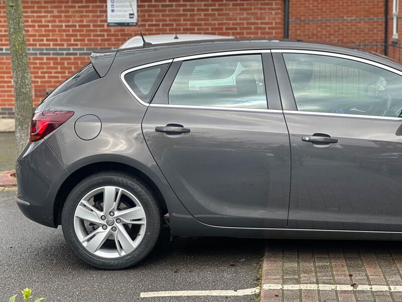 VAUXHALL ASTRA